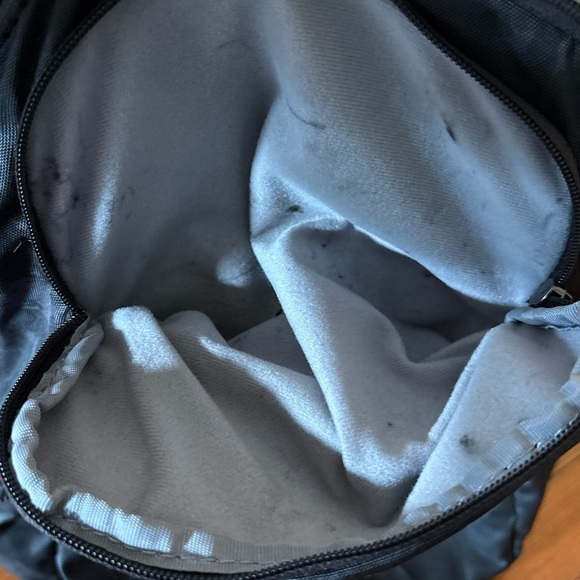 Under Armour Storm Recruit Red Black Backpack Rn#96510 School Bookbag - Picture 4 of 10